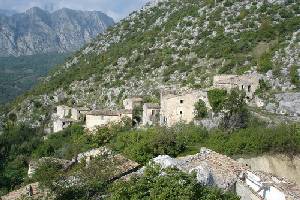 We are continually refining and adding to our portfolio of Nice Places to stay in Italy, so visit our site regularly to find somewhere just that little bit special. All our places to stay are presented with photos and descriptions taken and selected by us personally to give an impression as true to the reality as we can. All places are chosen by our team here in Italy for their combination of price, quality, charm and location. We work in partnership with family run hotels, guest houses and self-catering accommodations. This is NOT an unverified 'web portal' or online directory - we select only those places which we believe make excellent places to base a 1 week holiday or longer.